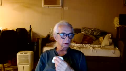 Snapshot of tom112292014 chatting on July 17, 2026, 1:12 am tom112292014 online show from July 17, 2026, 1:12 am