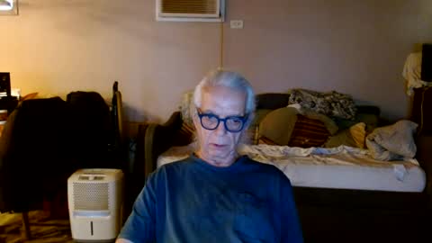 Snapshot of tom112292014 chatting on July 20, 2026, 11:23 am tom112292014 online show from July 20, 2026, 11:23 am