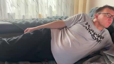 Snapshot of tom6644 chatting on February 21, 2026, 9:10 am Tom online show from February 21, 2026, 9:10 am