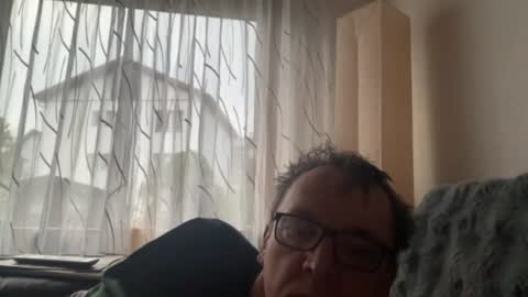 Snapshot of tom6644 chatting on March 21, 2026, 6:18 am Tom online show from March 21, 2026, 6:18 am