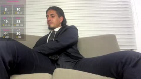 Snapshot of tom_blunt96 chatting on January 5, 2025, 6:35 am TOM online show from January 5, 2025, 6:35 am