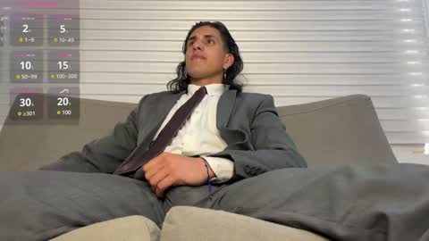 Snapshot of tom_blunt96 chatting on January 22, 2025, 4:55 pm TOM online show from January 22, 2025, 4:55 pm