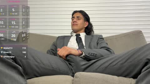 Snapshot of tom_blunt96 chatting on January 30, 2025, 6:13 am TOM online show from January 30, 2025, 6:13 am