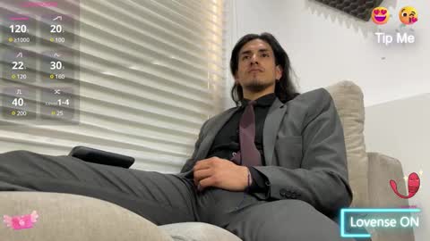 Snapshot of tom_blunt96 chatting on February 21, 2025, 4:59 pm TOM online show from February 21, 2025, 4:59 pm