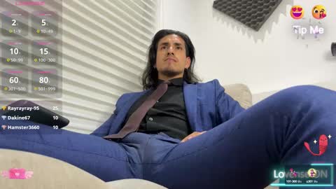 Snapshot of tom_blunt96 chatting on February 22, 2025, 2:28 am TOM online show from February 22, 2025, 2:28 am