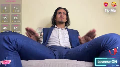 Snapshot of tom_blunt96 chatting on March 7, 2025, 9:27 pm TOM online show from March 7, 2025, 9:27 pm