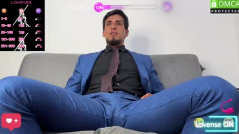 Snapshot of tom_blunt96 chatting on May 5, 2026, 10:51 pm TOM online show from May 5, 2026, 10:51 pm