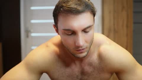 Tom online show from September 20, 2025, 7:31 am