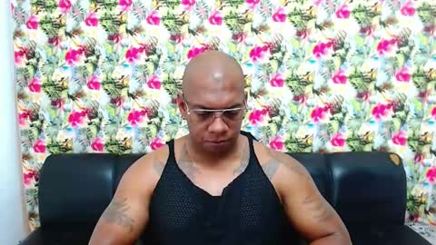 Snapshot of tom_miller chatting on January 25, 2025, 8:31 am Tom Miller online show from January 25, 2025, 8:31 am