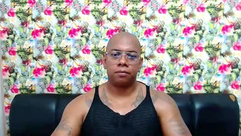 Snapshot of tom_miller chatting on January 28, 2025, 5:54 am Tom Miller online show from January 28, 2025, 5:54 am