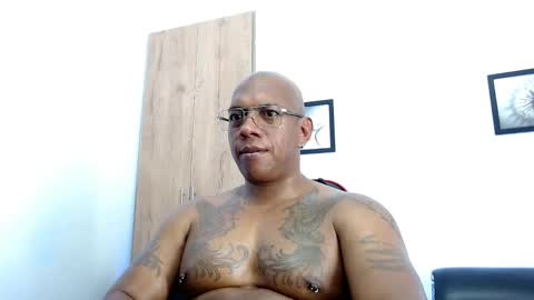 Snapshot of tom_miller chatting on February 8, 2025, 9:03 am Tom Miller online show from February 8, 2025, 9:03 am