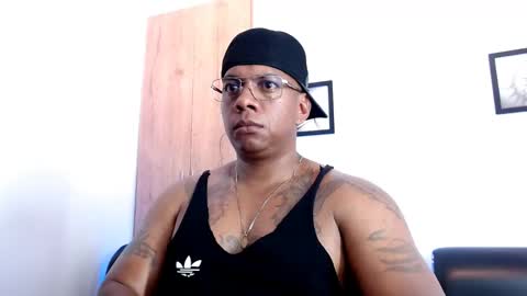 Snapshot of tom_miller chatting on February 28, 2025, 5:26 am Tom Miller online show from February 28, 2025, 5:26 am