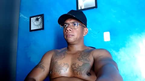 Snapshot of tom_miller chatting on October 25, 2025, 2:30 am Tom Miller online show from October 25, 2025, 2:30 am