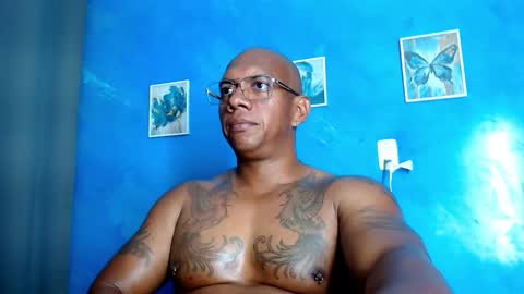 Snapshot of tom_miller chatting on November 21, 2025, 1:59 am Tom Miller online show from November 21, 2025, 1:59 am