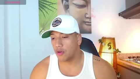 Snapshot of tom_muscle1 chatting on January 9, 2025, 5:54 pm Tom muscle1 online show from January 9, 2025, 5:54 pm