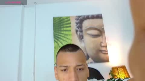 Snapshot of tom_muscle1 chatting on January 17, 2025, 11:49 am Tom muscle1 online show from January 17, 2025, 11:49 am