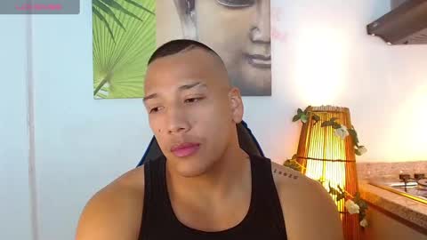 Snapshot of tom_muscle1 chatting on February 9, 2025, 6:16 pm Tom muscle1 online show from February 9, 2025, 6:16 pm