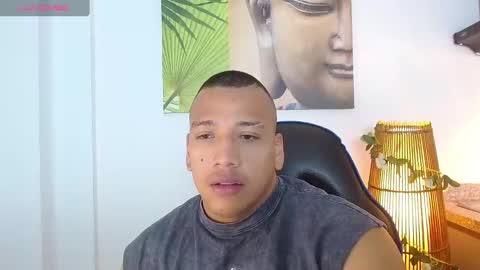 Snapshot of tom_muscle1 chatting on March 5, 2025, 6:12 pm Tom muscle1 online show from March 5, 2025, 6:12 pm