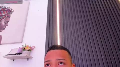 Snapshot of tom_muscle1 chatting on September 26, 2025, 11:58 am Tom muscle1 online show from September 26, 2025, 11:58 am