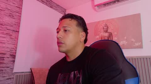 Tom muscle1 online show from January 13, 2026, 11:37 am