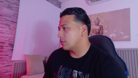 Tom muscle1 online show from May 2, 2026, 11:59 am