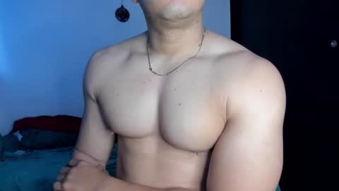 Snapshot of tom_sin_ chatting on October 25, 2025, 11:07 am Tom Sin online show from October 25, 2025, 11:07 am