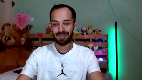 tomas gerauld. make me happy with 10000 tokens online show from February 26, 2026, 2:32 am