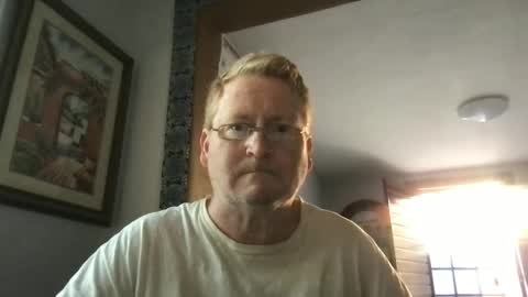 Snapshot of tomascausa chatting on December 11, 2024, 3:26 pm Hola online show from December 11, 2024, 3:26 pm