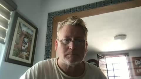 Snapshot of tomascausa chatting on February 11, 2025, 9:14 pm Hola online show from February 11, 2025, 9:14 pm