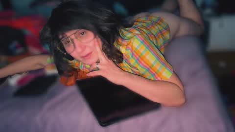 Snapshot of tomboy_titties chatting on June 9, 2026, 8:26 am tomboy_titties online show from June 9, 2026, 8:26 am