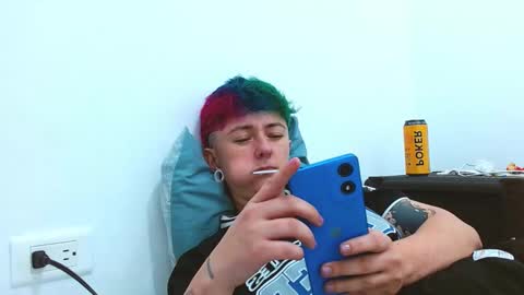 Blue online show from November 16, 2025, 12:33 pm