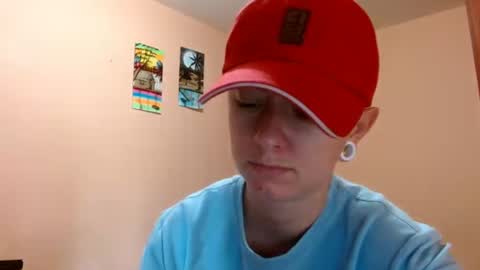 Snapshot of tomboyblue chatting on July 28, 2026, 7:04 pm Blue online show from July 28, 2026, 7:04 pm