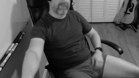 tombrockmoen2 online show from September 28, 2025, 4:40 am