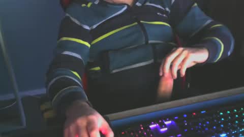 tomin3m online show from February 28, 2025, 5:04 pm