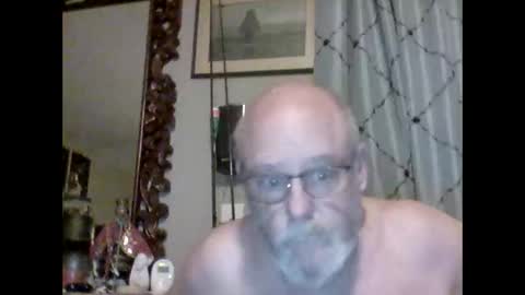 Snapshot of tommierose chatting on November 11, 2025, 11:21 am Tommie online show from November 11, 2025, 11:21 am