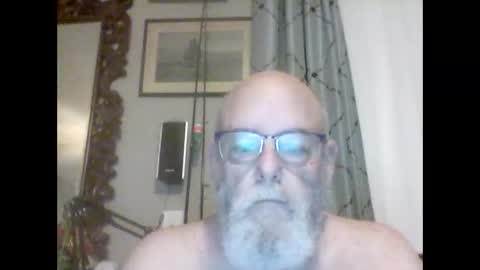 Snapshot of tommierose chatting on January 8, 2026, 11:23 am Tommie online show from January 8, 2026, 11:23 am