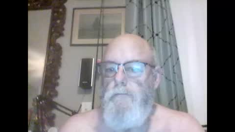 Snapshot of tommierose chatting on January 9, 2026, 11:24 am Tommie online show from January 9, 2026, 11:24 am