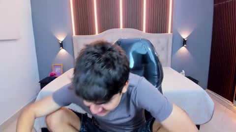 Tommy  online show from February 4, 2026, 3:12 am