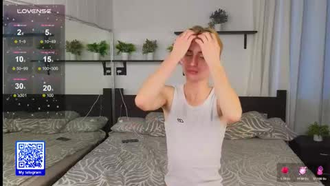 Snapshot of tommy18xxx chatting on October 17, 2025, 9:56 am Tommy online show from October 17, 2025, 9:56 am