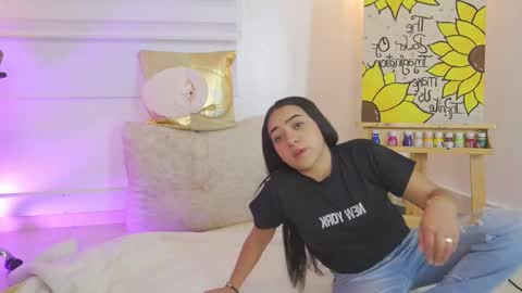 Blue  online show from December 14, 2025, 1:27 pm