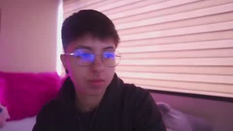 Snapshot of tommy_blue1 chatting on July 10, 2026, 1:14 pm Blue online show from July 10, 2026, 1:14 pm