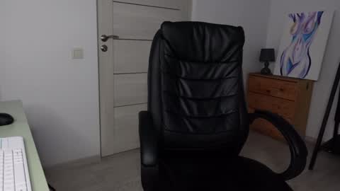 Snapshot of tommy_burnzzz chatting on December 30, 2024, 7:37 am tommy burnzzz online show from December 30, 2024, 7:37 am