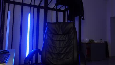 Snapshot of tommy_burnzzz chatting on January 21, 2025, 8:41 am tommy burnzzz online show from January 21, 2025, 8:41 am