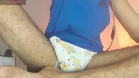   Thomas    online show from February 8, 2026, 12:14 am