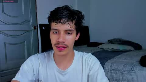 Snapshot of tommy_carlos chatting on May 25, 2026, 1:22 am online show from May 25, 2026, 1:22 am