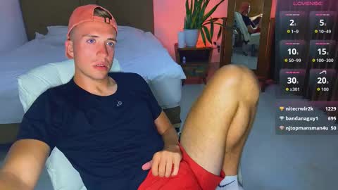 Snapshot of tommy_cumfinger chatting on February 20, 2026, 11:32 am Tommy online show from February 20, 2026, 11:32 am