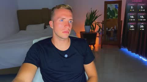 Snapshot of tommy_cumfinger chatting on March 16, 2026, 5:35 am Tommy online show from March 16, 2026, 5:35 am