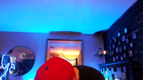 Snapshot of tommy_knuckles chatting on June 8, 2026, 11:21 am Tommy online show from June 8, 2026, 11:21 am