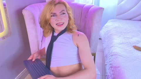tommy_lovee online show from April 25, 2026, 6:49 am