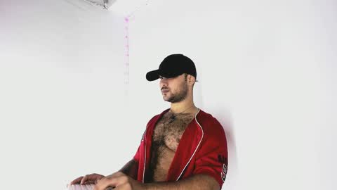 Snapshot of tommy_sccott chatting on October 2, 2025, 11:01 pm tommy_sccott online show from October 2, 2025, 11:01 pm